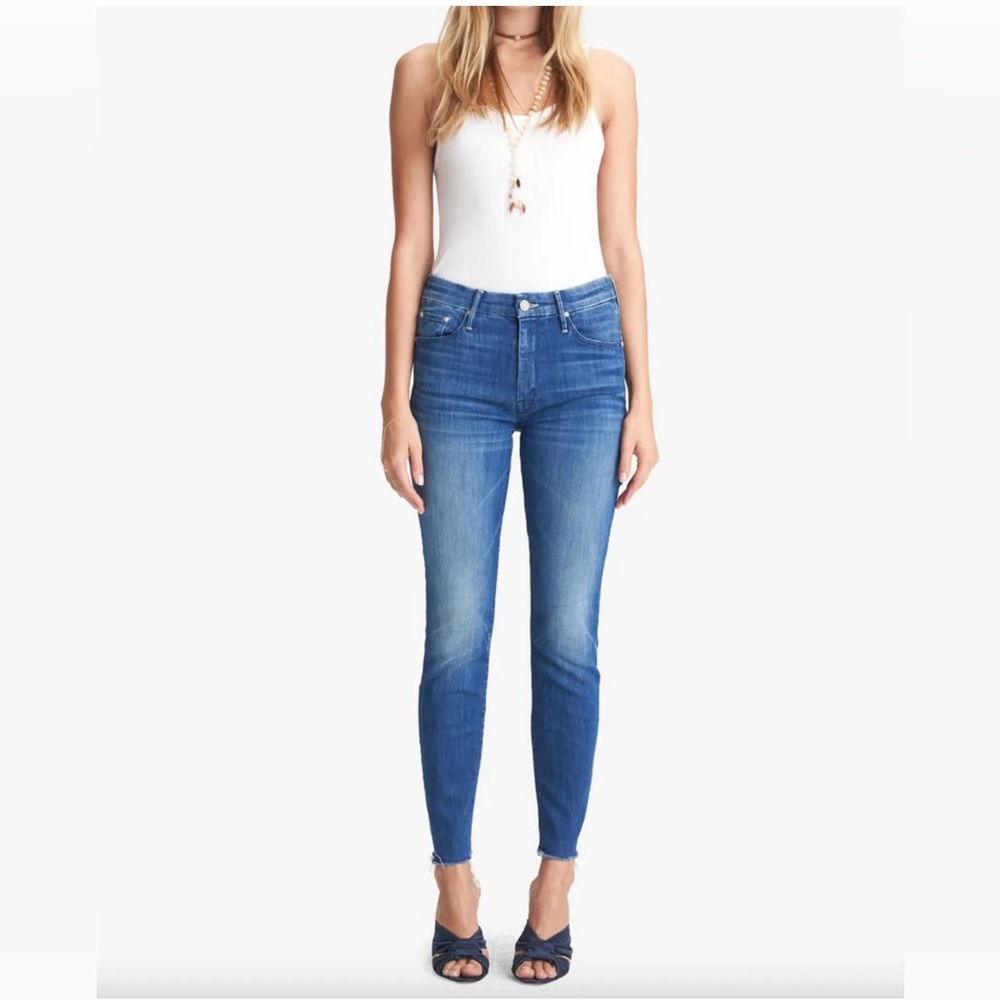 MOTHER Jeans The Looker Ankle Fray